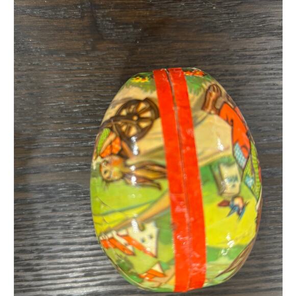 Vintage German papermache Easter egg whimsical rabbit scene - Picture 5 of 8